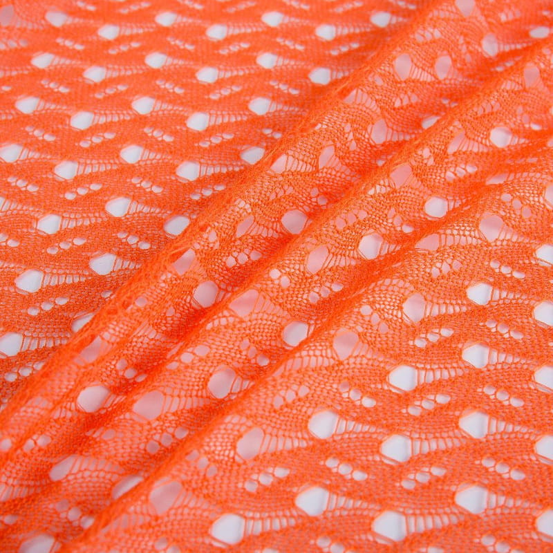 نسيج ملابس مضلع جاكار بنمط مجوف أحمر اللون